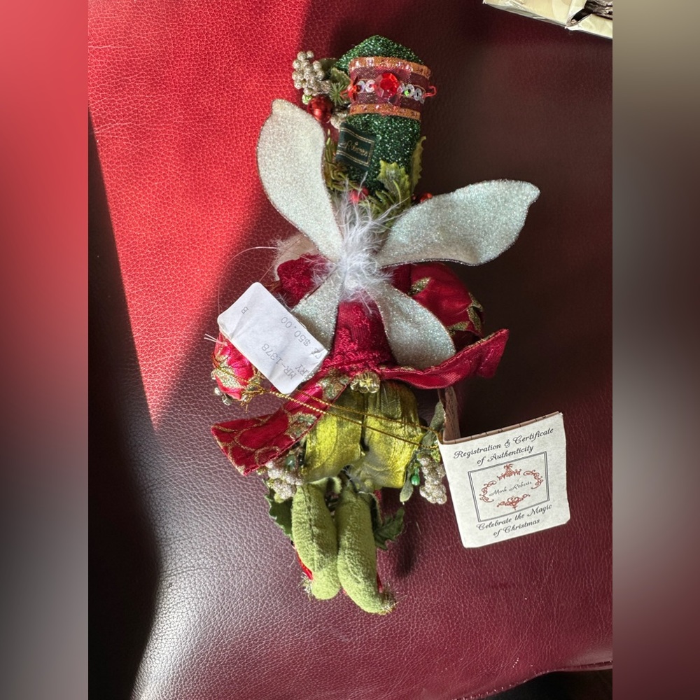 Mark Roberts Cranberry Fairy Small - Picture 3 of 4
